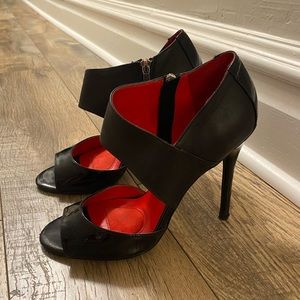 Charles Jourdan Black Leather and Patent Leather Zip Heels Size 9